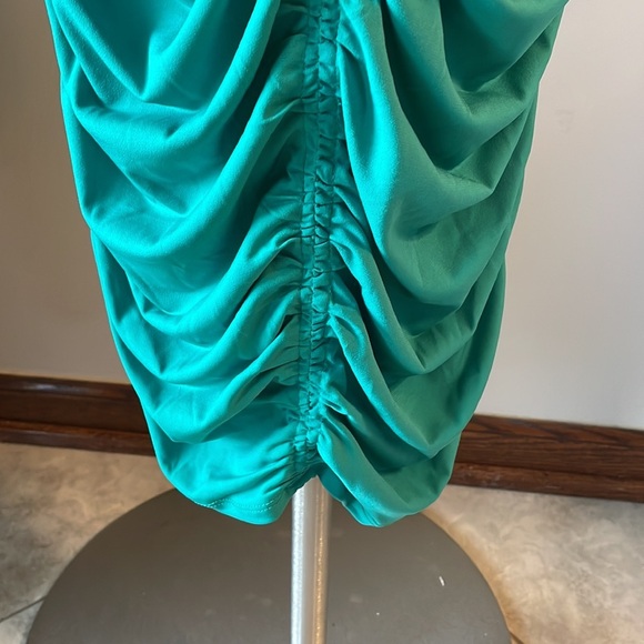 Venus RUCHED center front back party cocktail midi dress jersey fitted green M - Picture 8 of 11